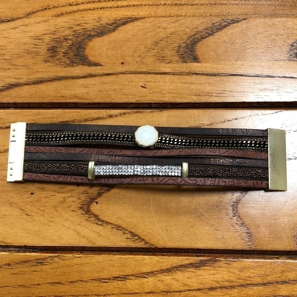 Strappy Leather Bracelet with Magnetic Closure - Picture 3 of 9